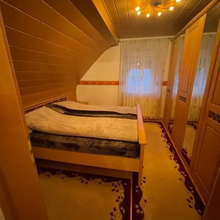 Anna Apartment *